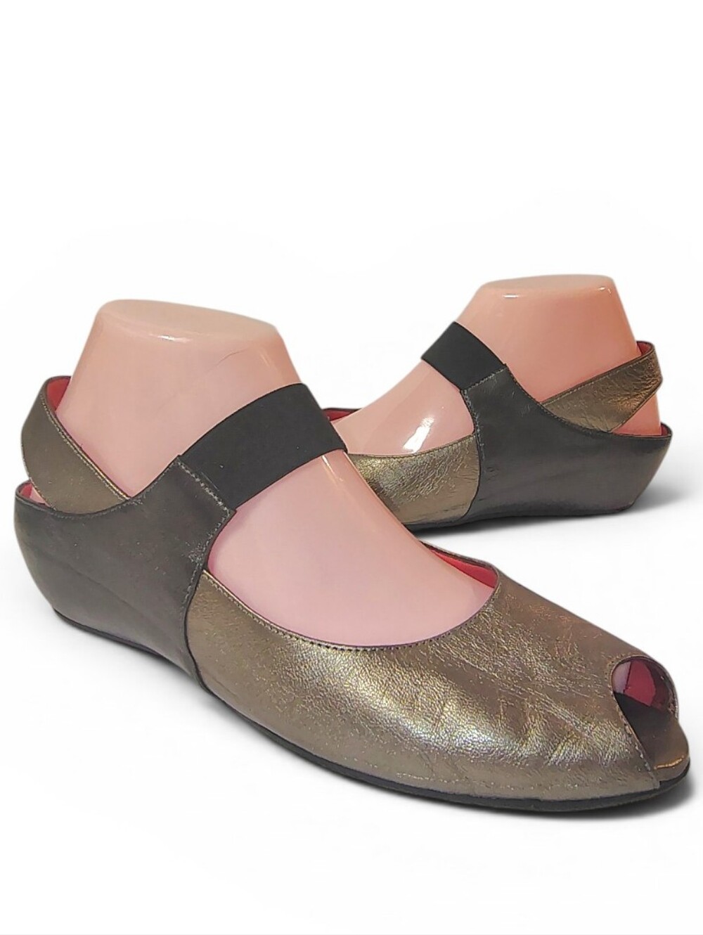Pas De Rouge Women's Silvia Leather Slingback Peep-Toe Wedge Pewter Metallic 8